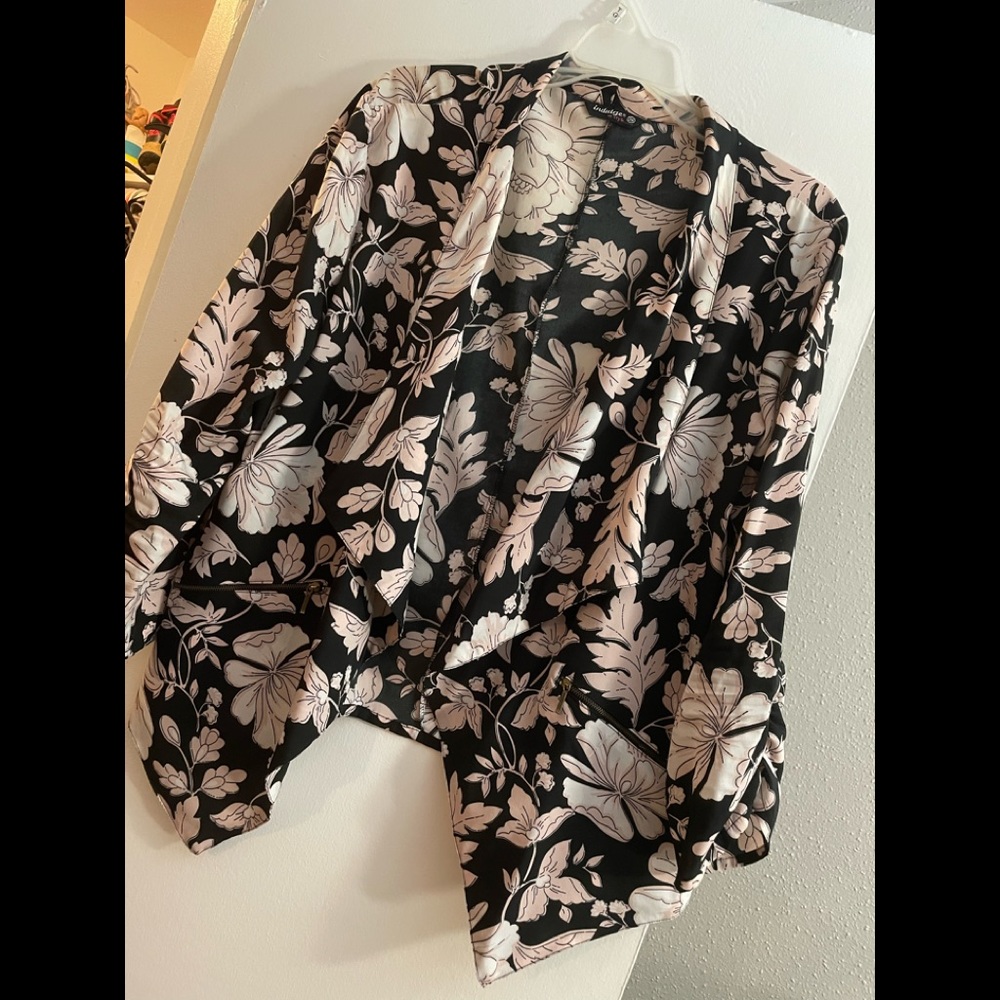 Thin blazer